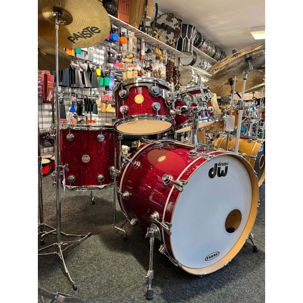 DW Collectors Finish Ply 22" Red Sparkle