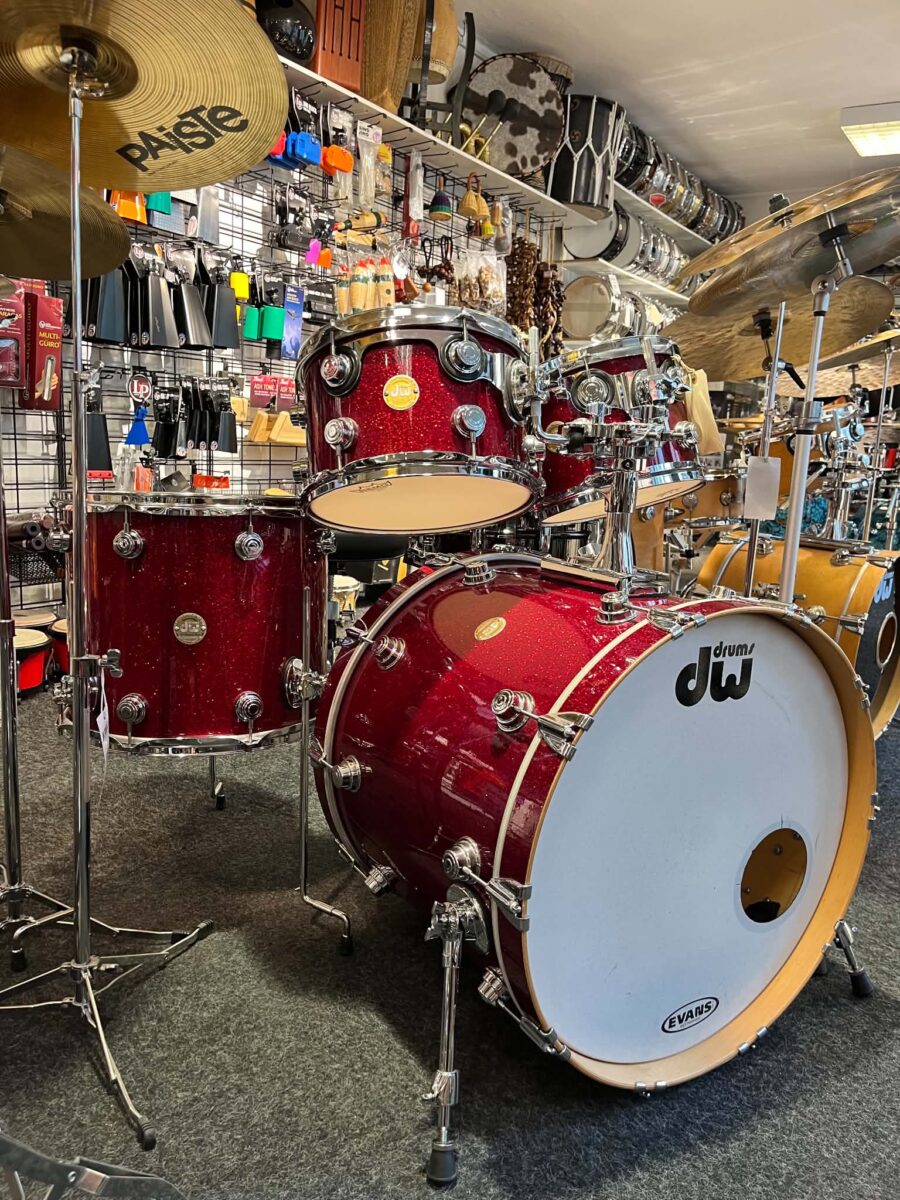 DW Collectors Finish Ply 22" Red Sparkle