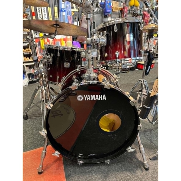 Yamaha Maple Custom Absolute 22" BCF